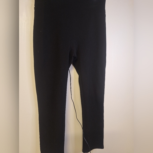 Assets SPANKS Black Cropped  Legging Size Med - Picture 3 of 3